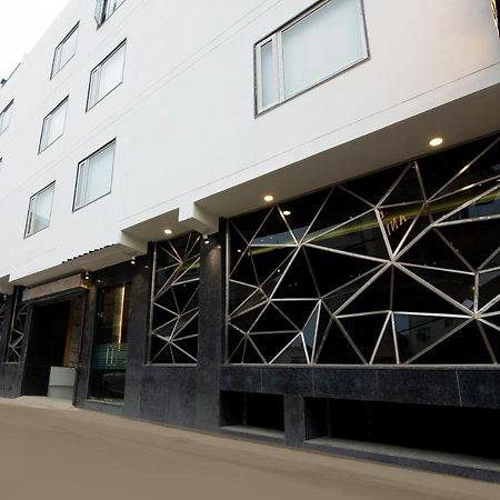 Hotel Stanley By Foxi Group- Near Delhi International Airport New Delhi Exterior foto