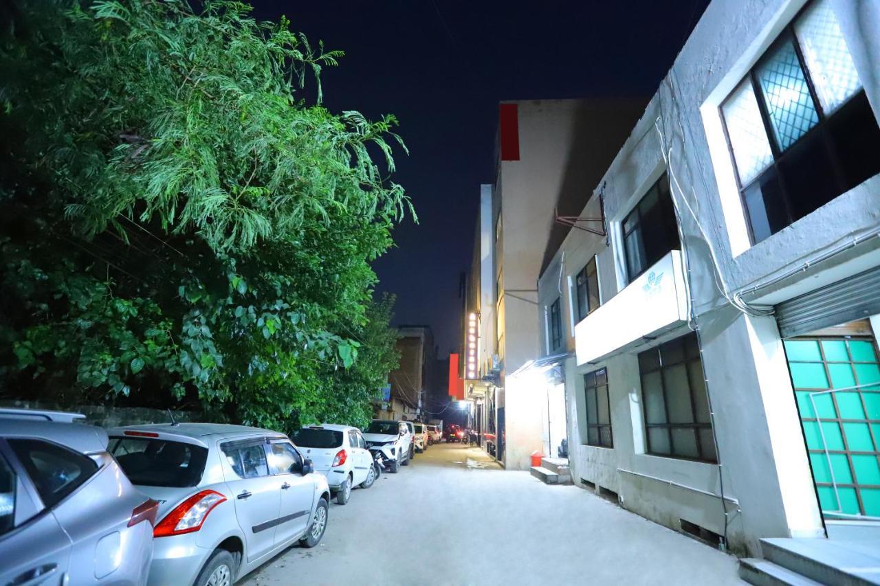 Hotel Stanley By Foxi Group- Near Delhi International Airport New Delhi Exterior foto